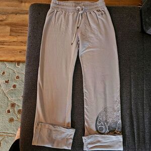 BCBGMAXAZRIA Cotton Stenciled Design Flare Leg Sweatpants w Drawstring Waist